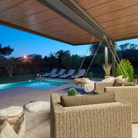 بيت للعطل Momare *