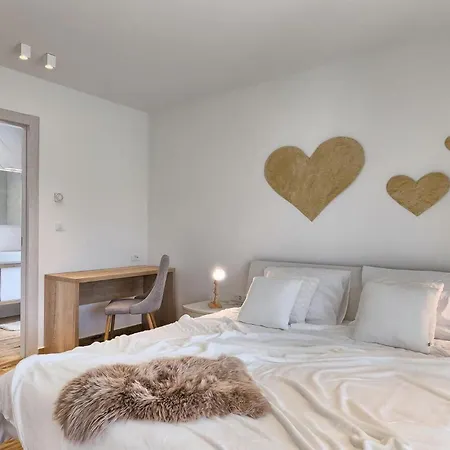 بيت للعطل Momare *