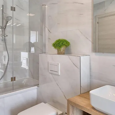 Будинок відпочинку Momare Пула