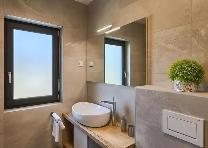 Momare Ferienhaus Pula