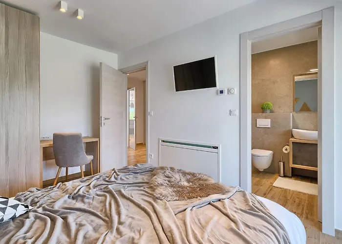 Momare Ferienhaus Pula